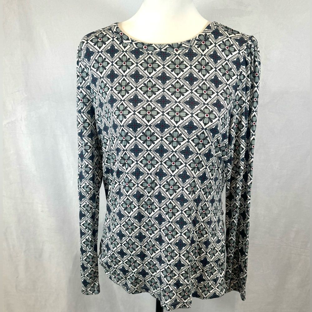 Loft long sleeve all over print keyhole cross back top size medium NWT